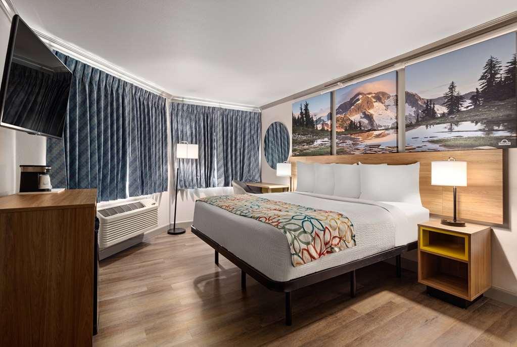 Days Inn By Wyndham Lakewood South Tacoma Номер фото